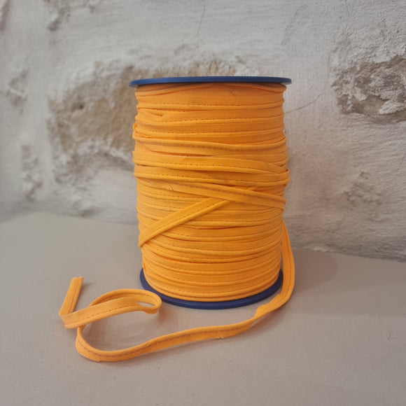 100 mètres de passepoil ORANGE FLUO en coton mat