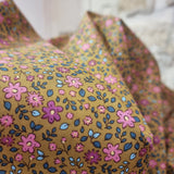 Tissu Popeline Coton – Motif Fleurs Havane et Rose